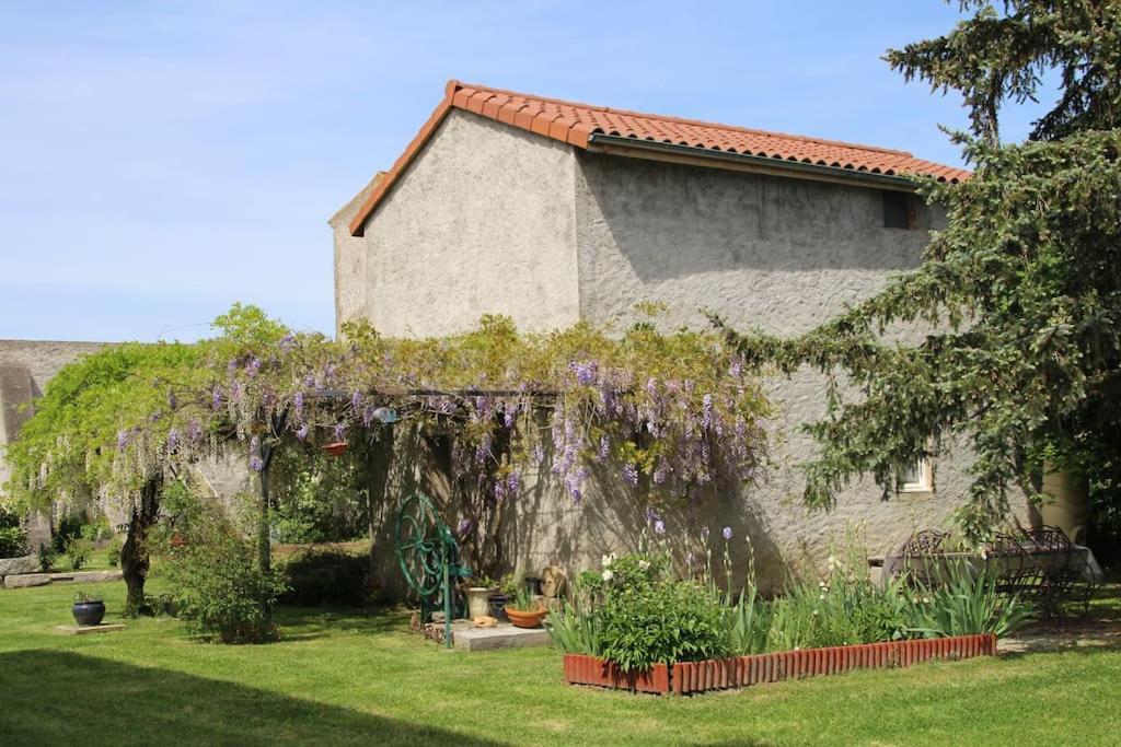 Ideal Voyageurs & Travailleurs Cherchant Du Calme Manglieu Exterior photo